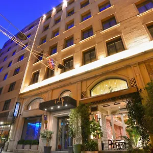 Pera Tulip & Hotel